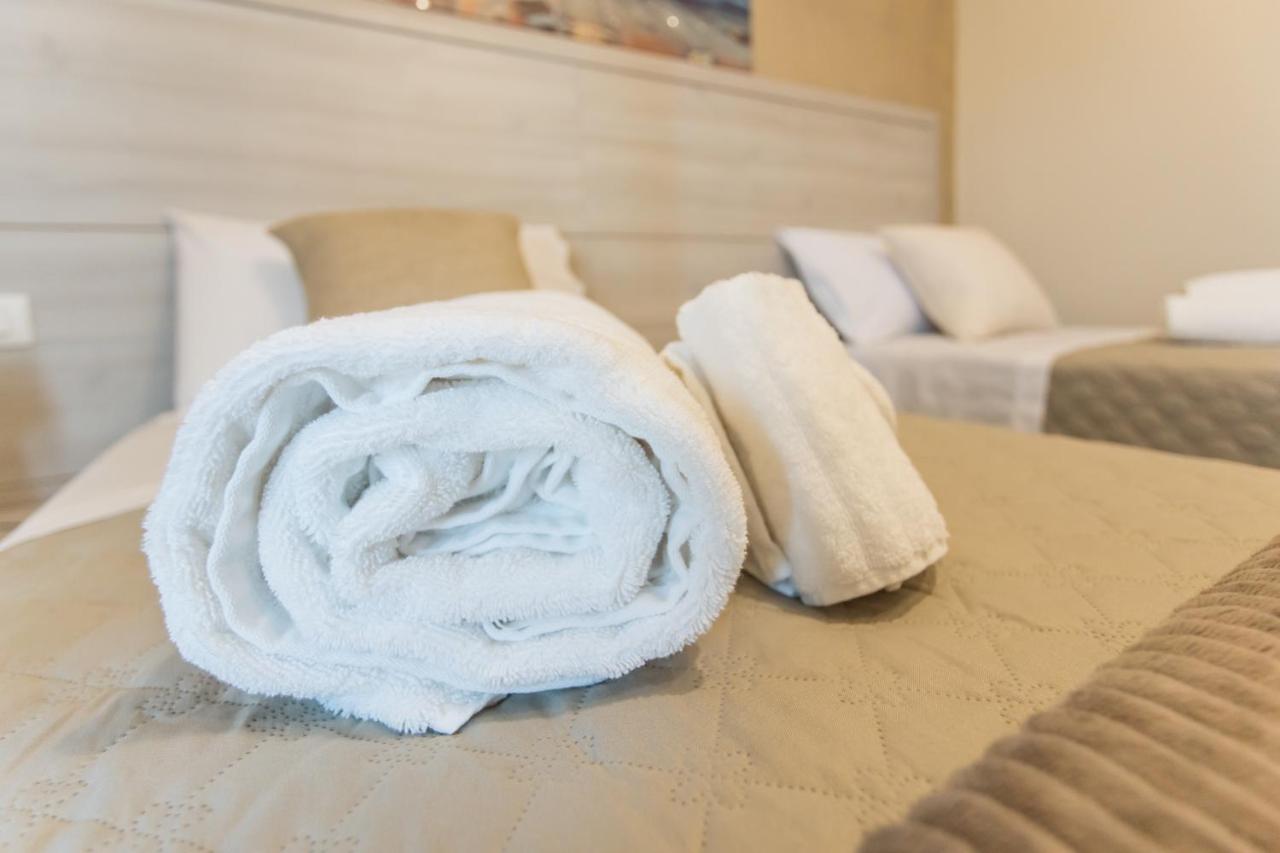 Oasi Perla Del Mare Rooms Ачи Костелло Экстерьер фото
