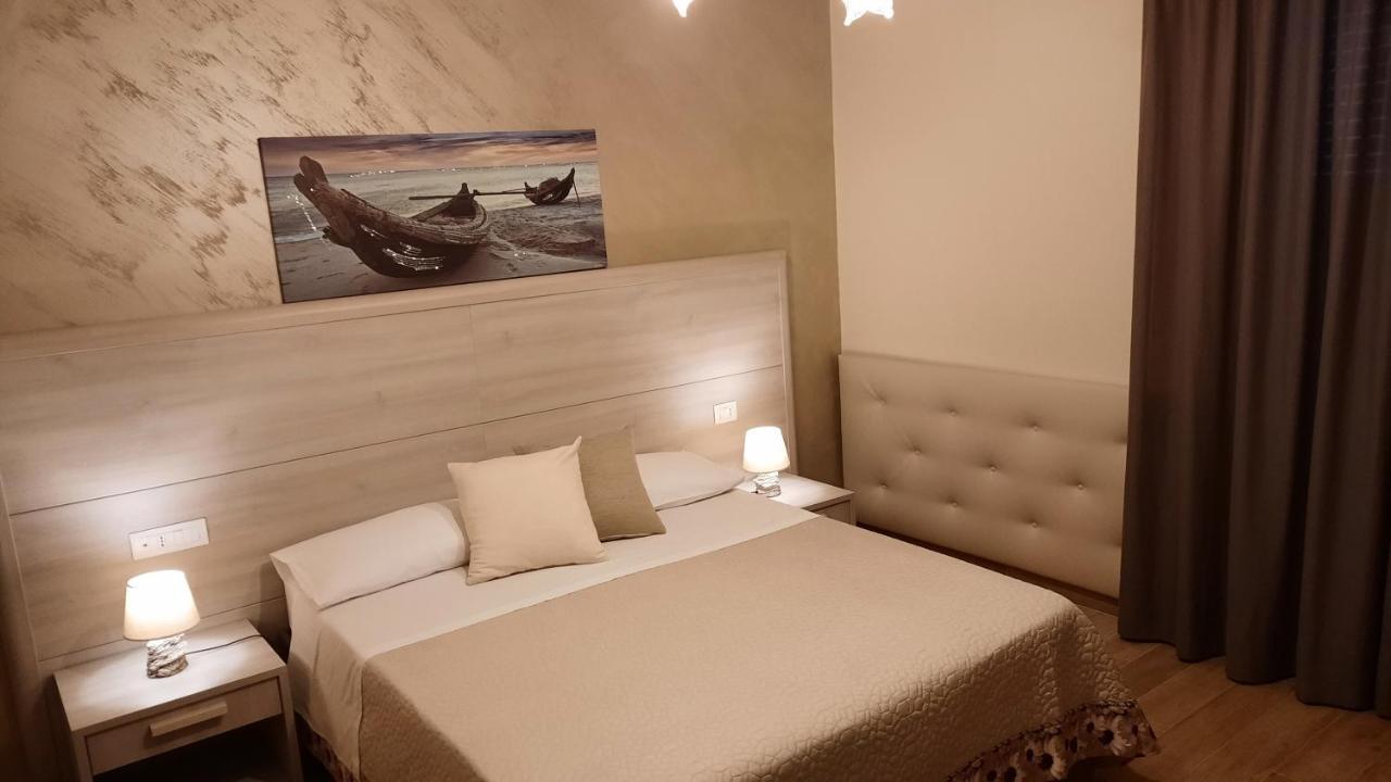 Oasi Perla Del Mare Rooms Ачи Костелло Экстерьер фото